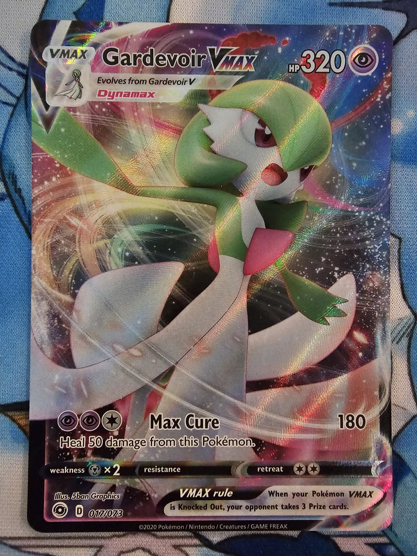 Gardevoir Vmax 017/073